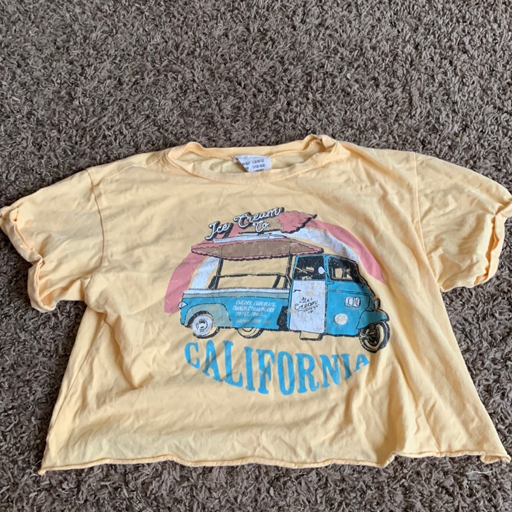Cute crop top